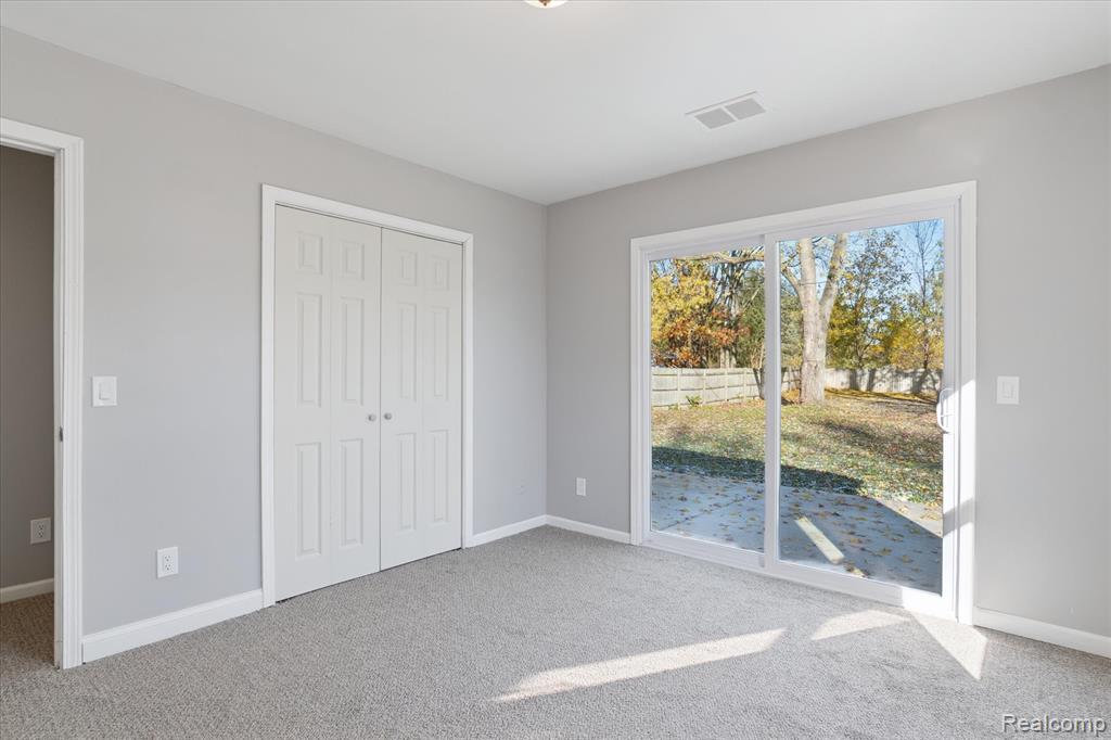 49934 W Huron River Drive, Belleville, MI 48111 — Photo 12