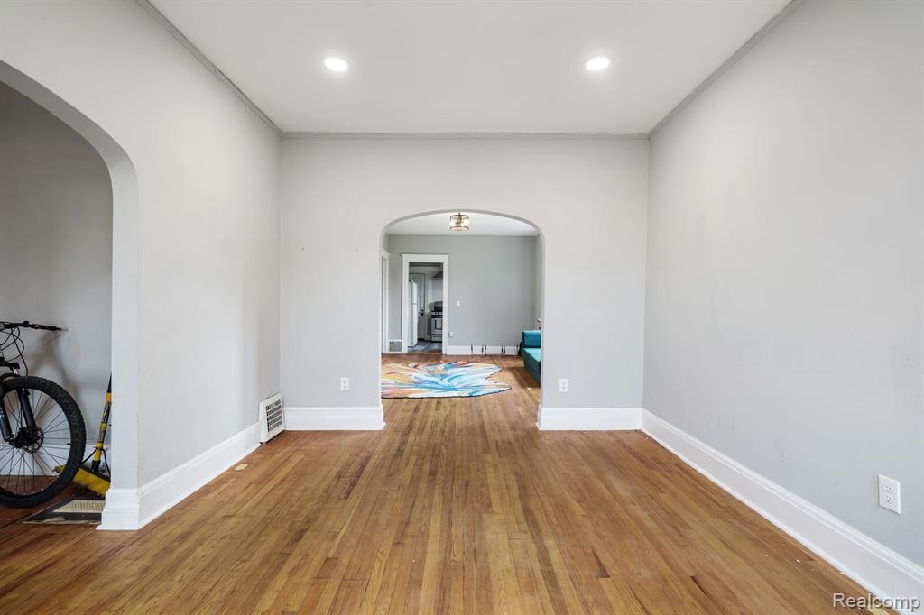 846 E Grand Boulevard, Detroit, MI 48207 — Photo 10