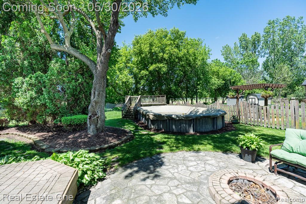 44105 Dunham Court, Clinton Twp, MI 48038 — Photo 34