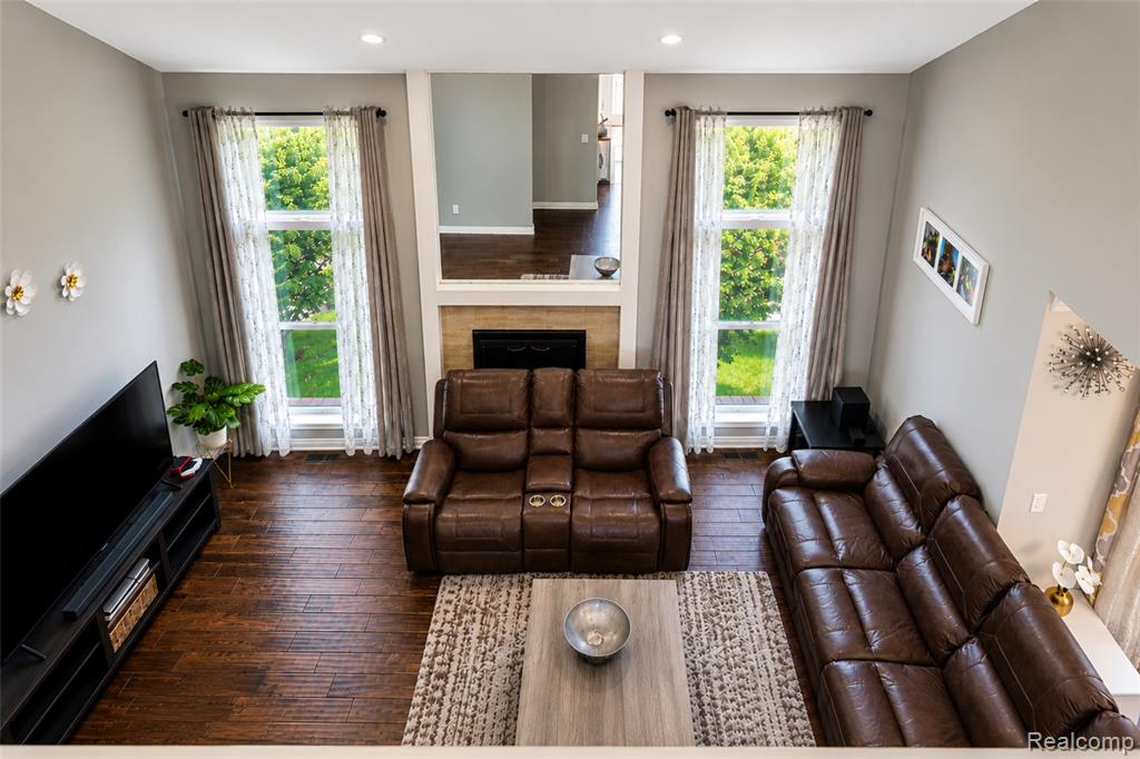 37520 Amber Drive, Farmington Hills, MI 48331 — Photo 10