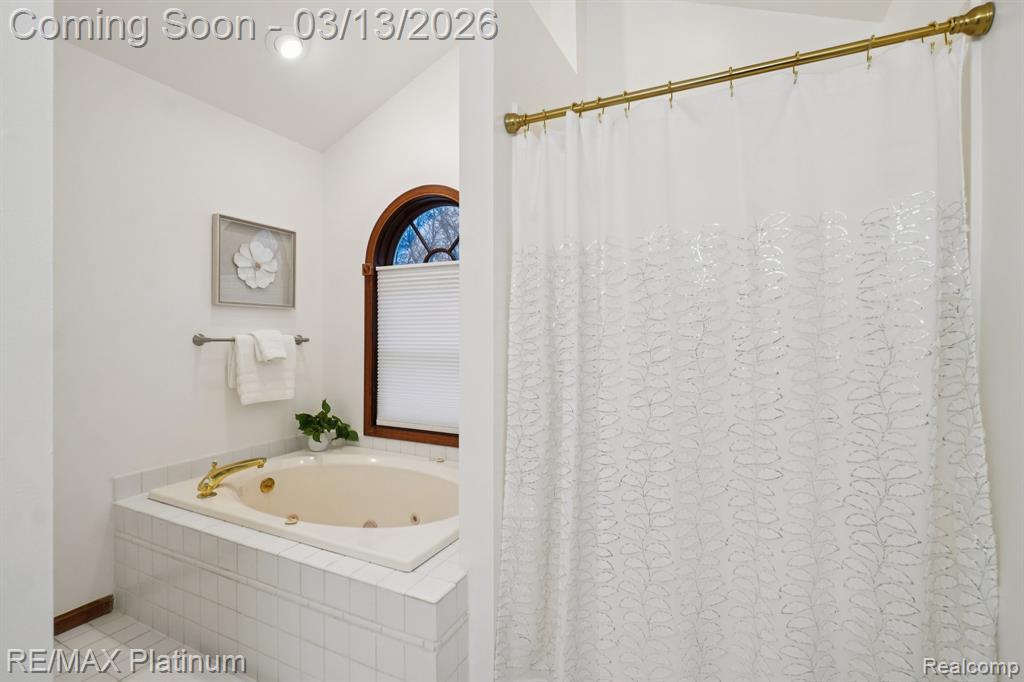 9472 Hill Road, Swartz Creek, MI 48473 — Photo 13
