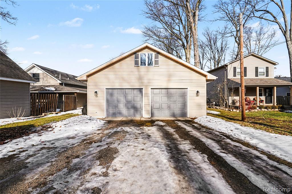 3188 Ponemah Drive, Fenton, MI 48430 — Photo 16