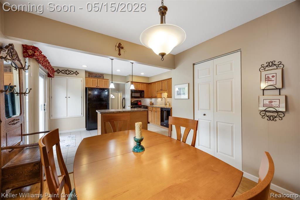 410 N Batchewana Street, Clawson, MI — Photo 10