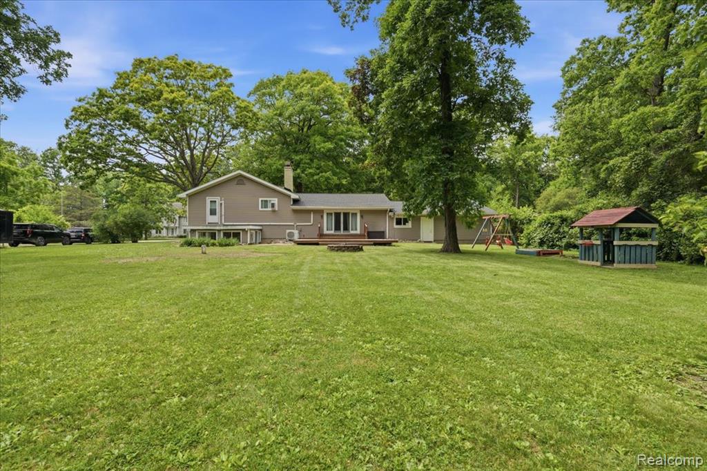 10210 Lavern Court, Clio, MI 48420 — Photo 46