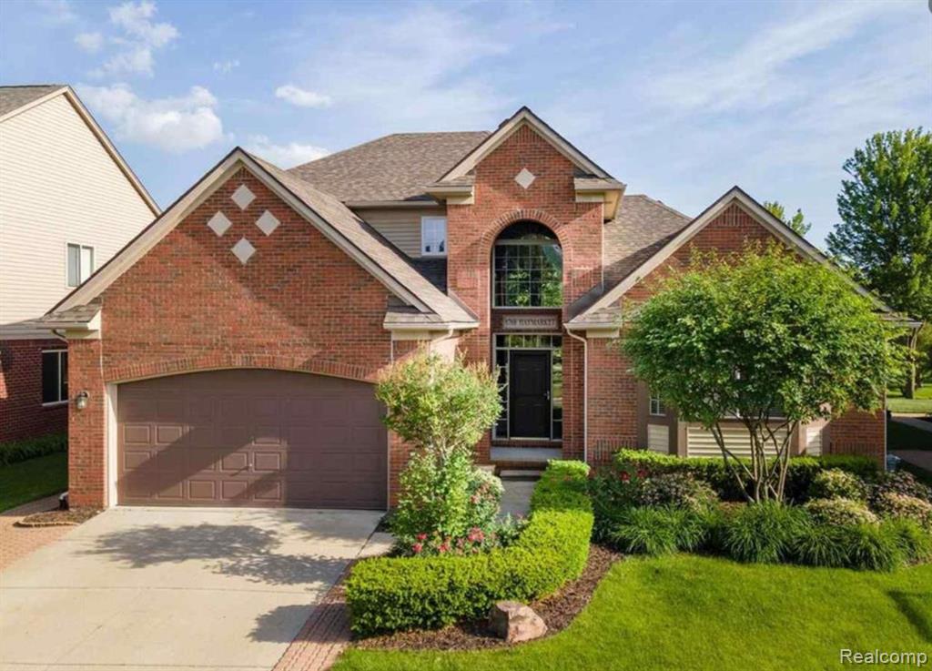 6768 HAYMARKET, Shelby Twp, MI 48317 — front exterior
