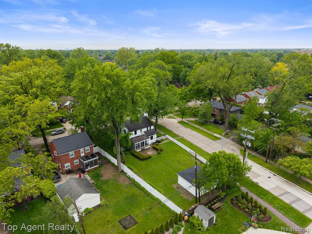 1894 Broadstone Road, Grosse Pointe Woods, MI 48236 — Photo 51
