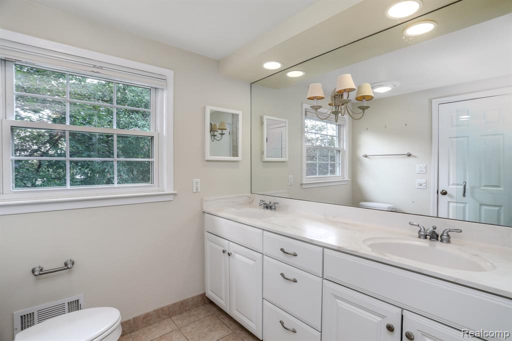 4259 WENDELL Road, West Bloomfield, MI 48323 — Photo 26