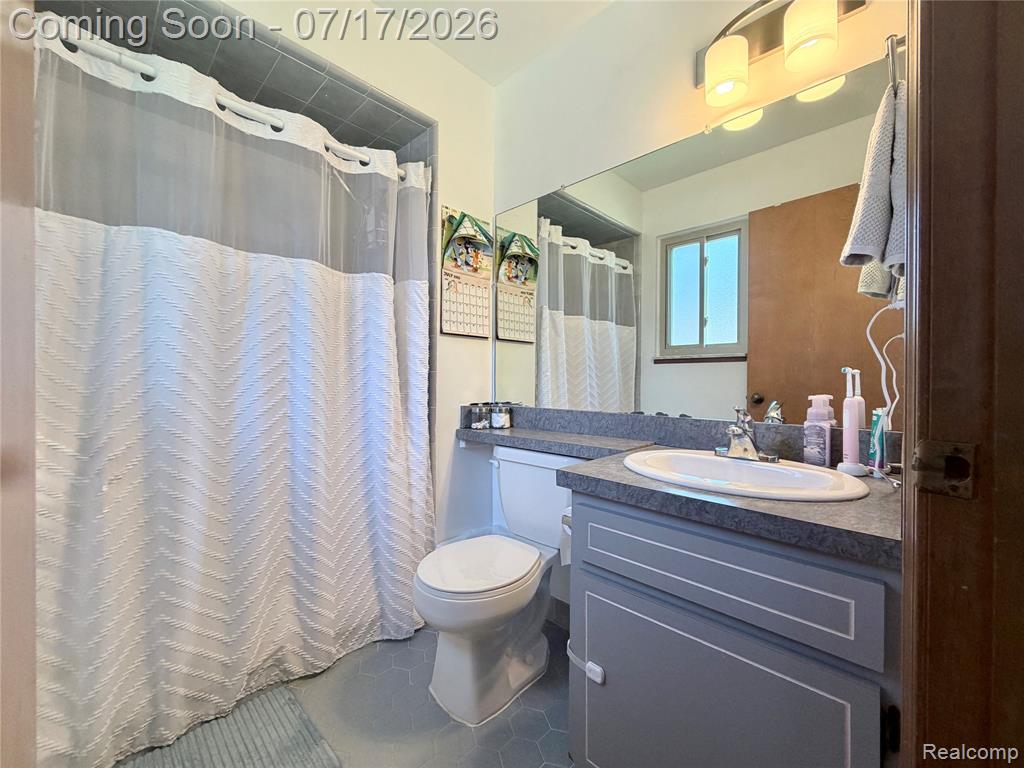 39941 Bridgeview Street, Harrison Township, MI — Photo 11