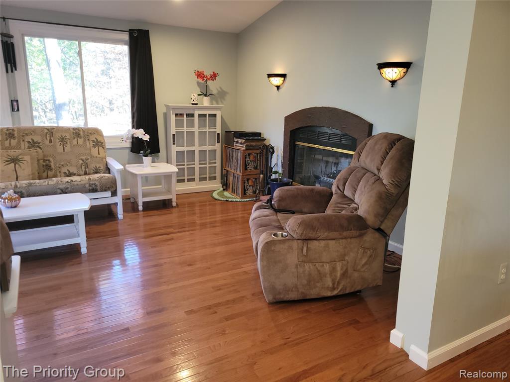 5650 Hillsboro Road, Davisburg, MI 48350 — Photo 25