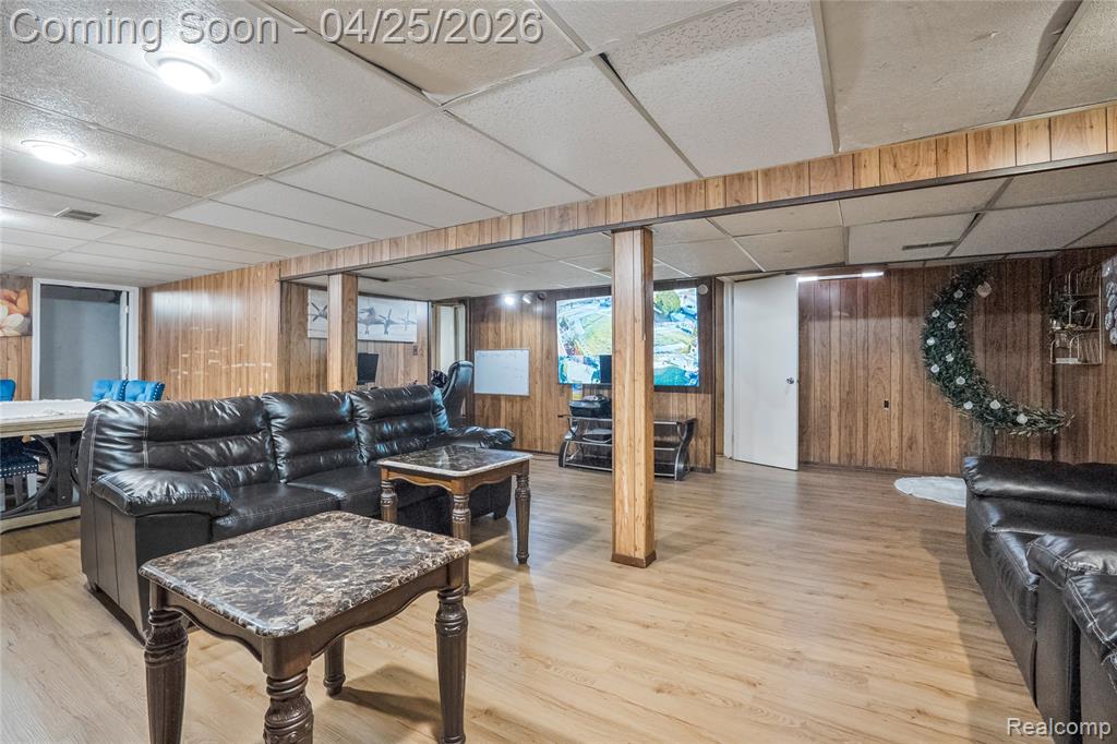 6212 N Evangeline Street, Dearborn Heights, MI 48127 — Photo 21
