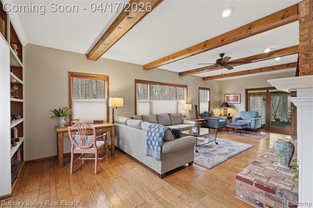 539 Bonnie Circle, Howell, MI 48843 — Photo 23