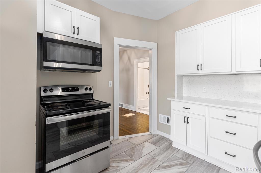 68 W Philadelphia Street, Detroit, MI 48202 — Photo 14