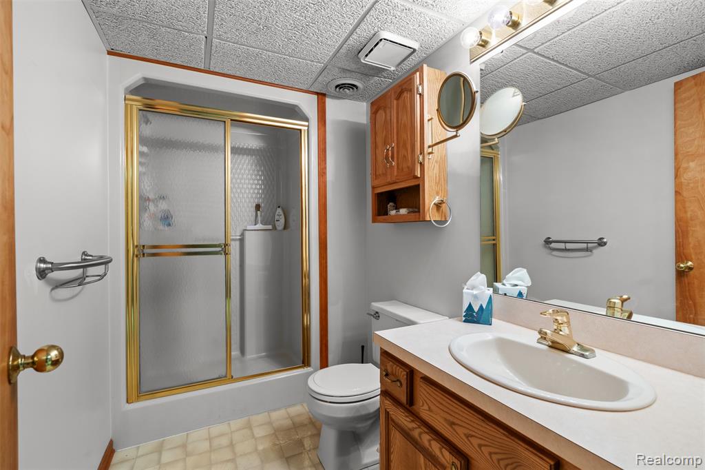 6859 Tangle Wood, Waterford, MI 48327 — Photo 33
