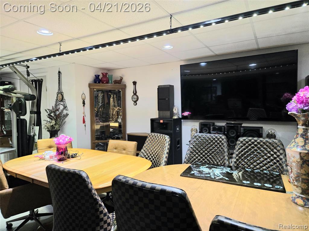 32134 Leona Street, Garden City, MI — Photo 33