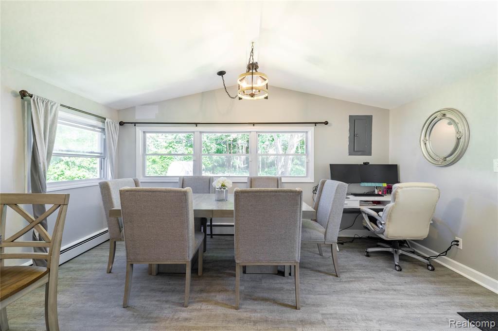 4952 Mary Sue Avenue, Clarkston, MI — Photo 11