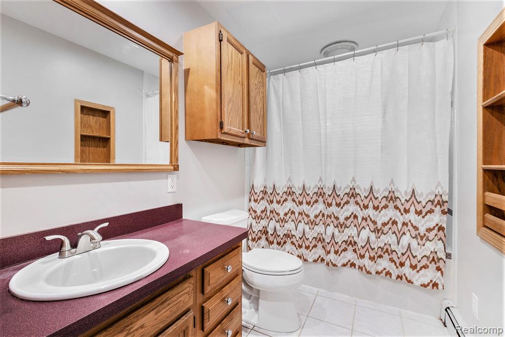 8327 Wiggins, Howell, MI 48855 — Photo 13