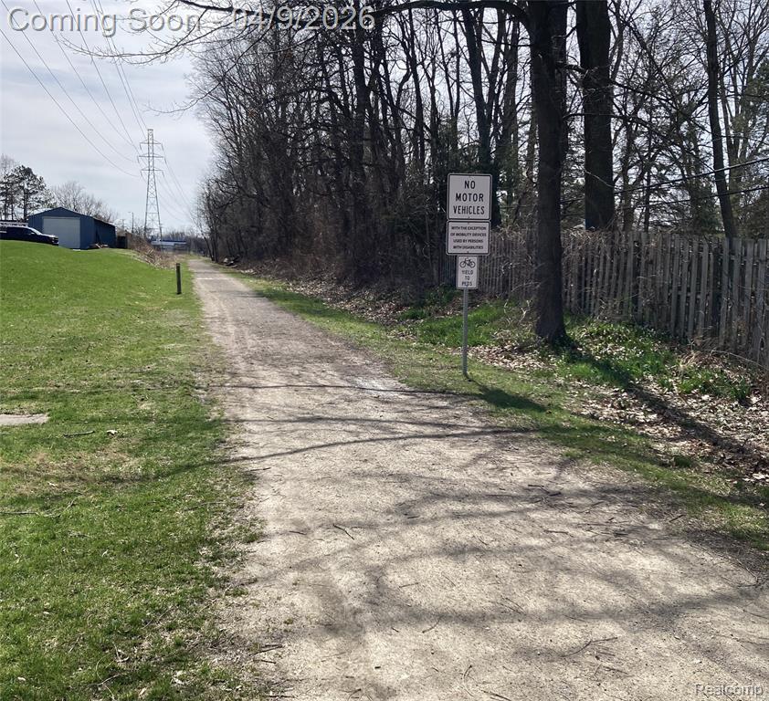 2375 Avondale Street W, Keego Harbor, MI 48320 — Photo 37