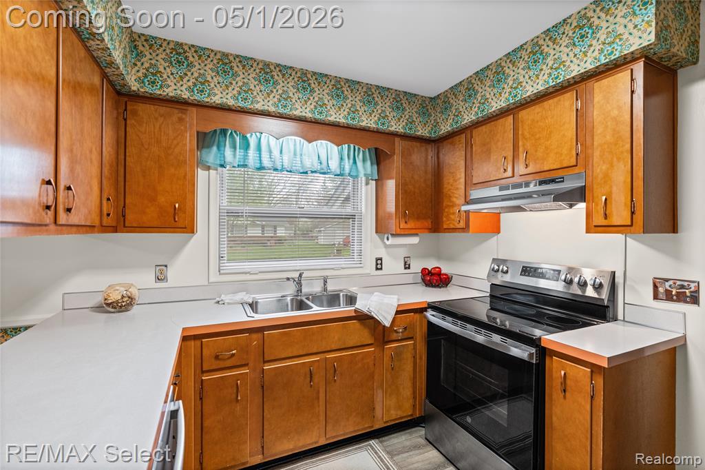 4476 Old Carriage Road, Flint, MI 48507 — Photo 9