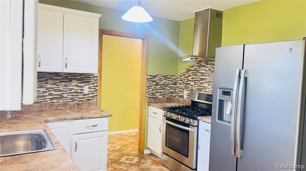 4389 E 12 MILE Road, Warren, MI 48092 — Photo 13