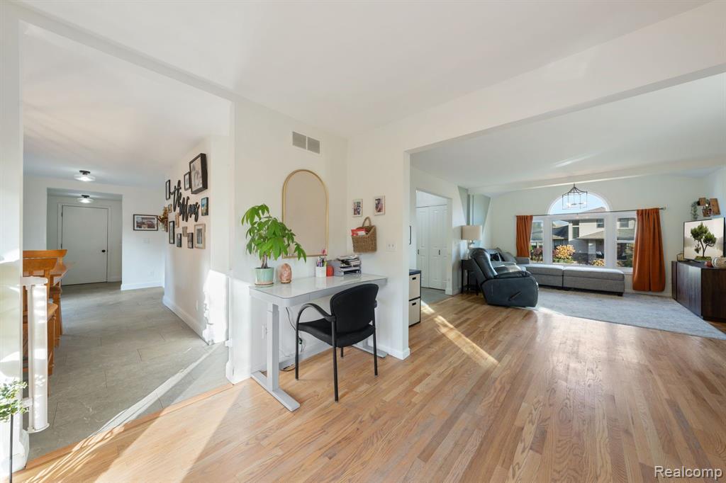 4190 GLEN EAGLES, Ann Arbor, MI 48103 — Photo 19
