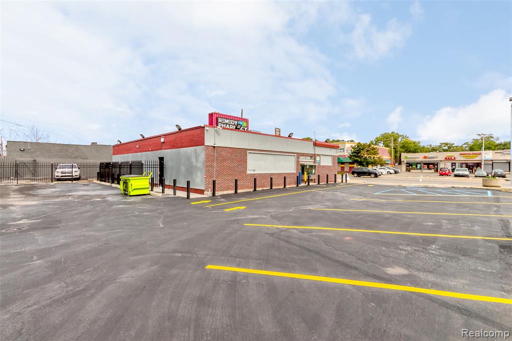 16841 Schaefer Highway, Detroit, MI 48235 — Photo 12