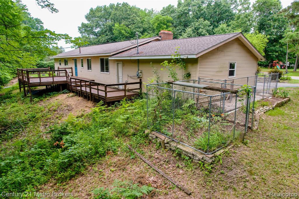 5262 Conifer Drive, Columbiaville, MI 48421 — Photo 3