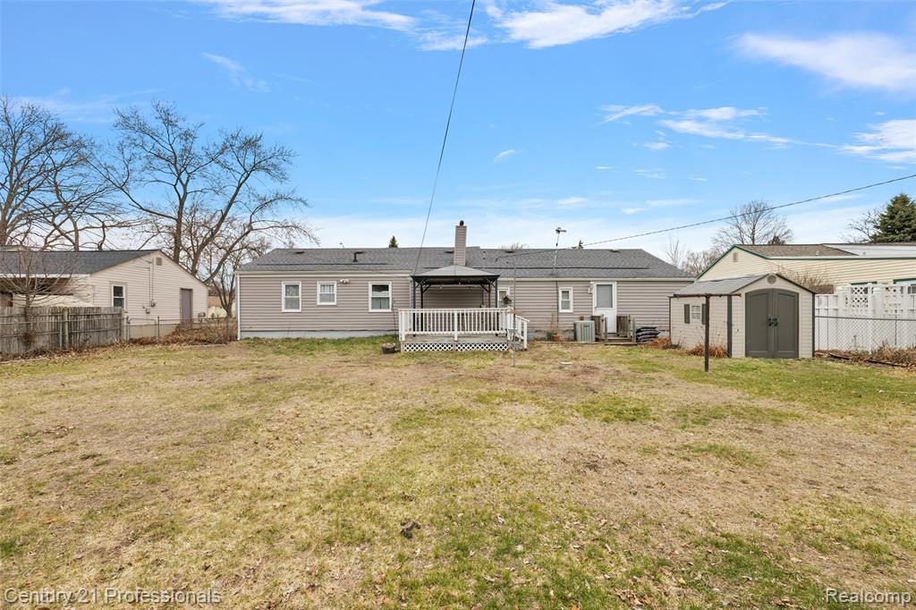 4155 Kempf Street, Waterford, MI 48329 — Photo 6