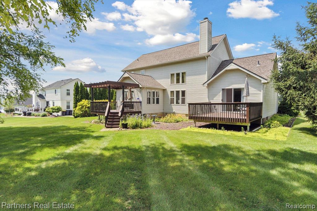 822 SADDLE CLUB Lane, Howell, MI 48843 — Photo 40