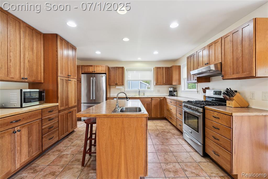 5131 Navajo Trail, Pinckney, MI 48169 — Photo 9