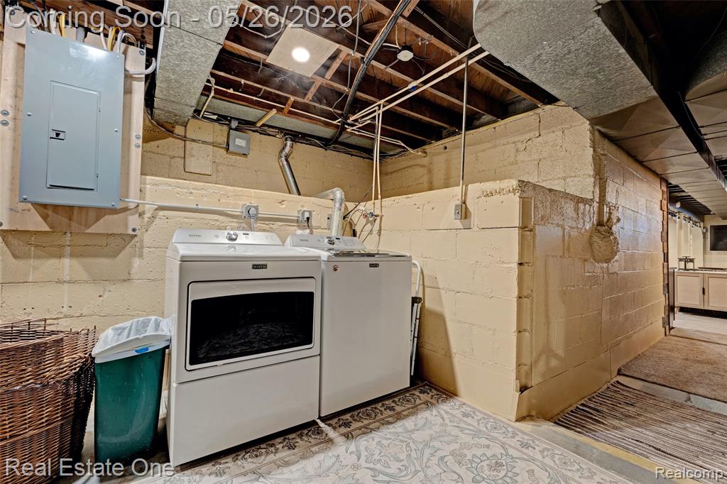 6394 Manson Drive, Waterford, MI 48329 — Photo 31