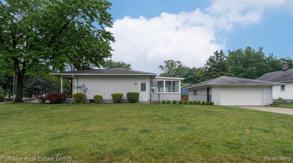 40395 Gilbert Street, Plymouth, MI 48170 — Photo 30
