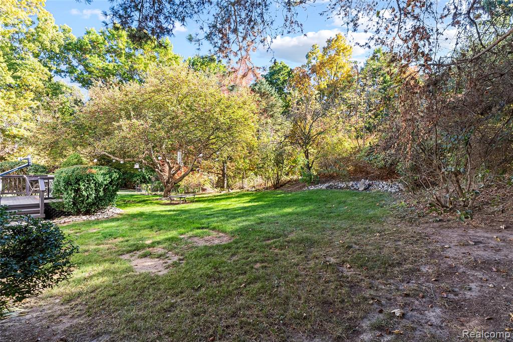 4971 N Tipsico Lake Road, Hartland, MI 48353 — Photo 45