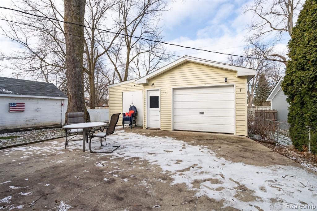 271 FAIRGROVE Street, Romeo, MI 48065 — Photo 38
