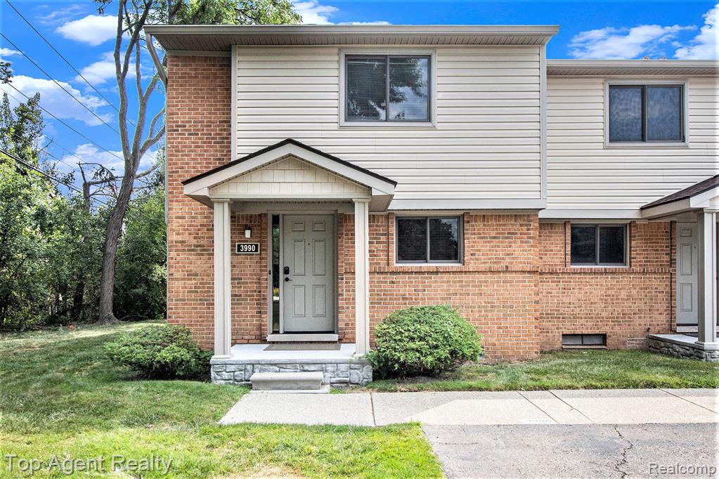 3990 Old Creek Road, Troy, MI 48084 — Photo 2
