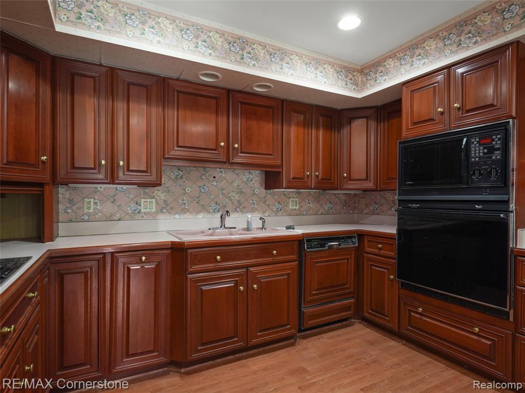 13780 Eaton Drive, Plymouth, MI 48170 — Photo 24