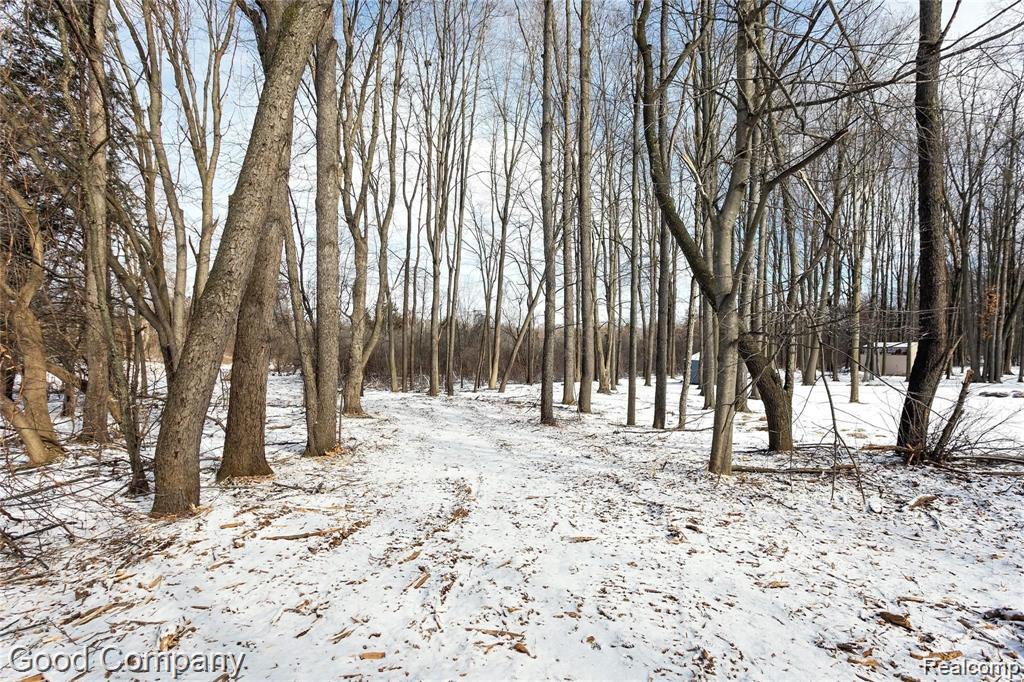 640 Sunnybeach Drive, White Lake, MI — Photo 35