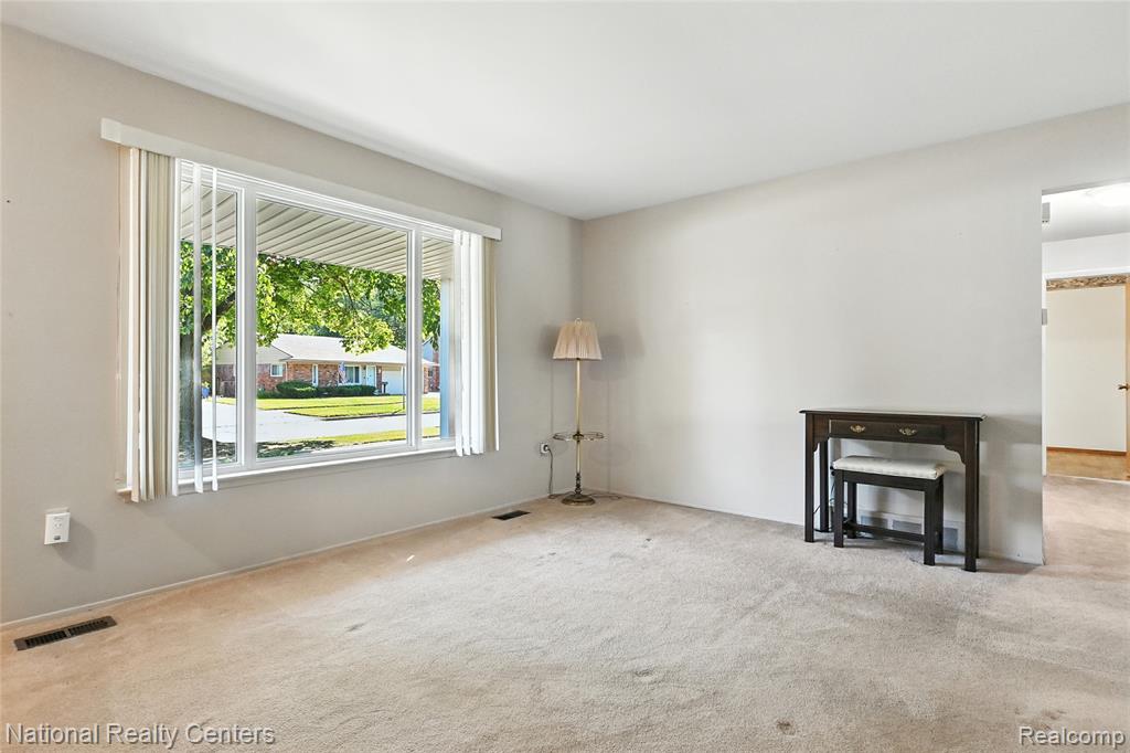9365 Tavistock Dr., Plymouth, MI 48170 — Photo 3