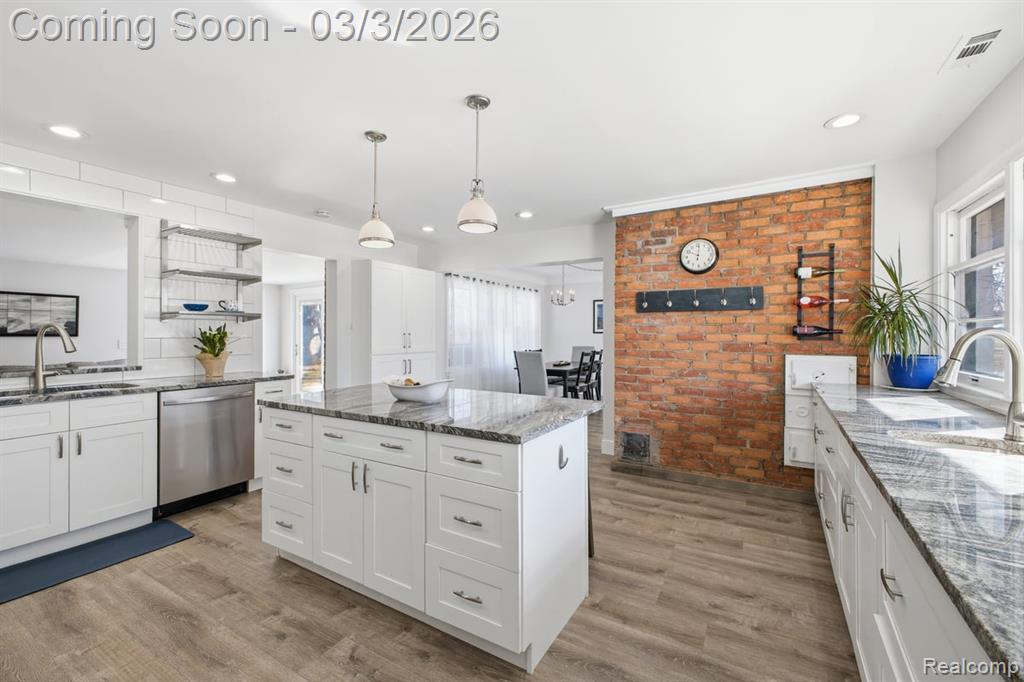 16256 W 13 Mile Road W, Beverly Hills, MI 48025 — Photo 20