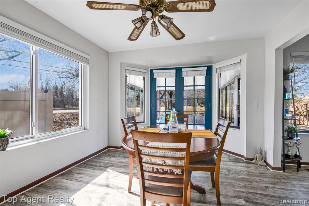 42185 KINGSLEY Drive, Clinton Twp, MI 48038 — Photo 12
