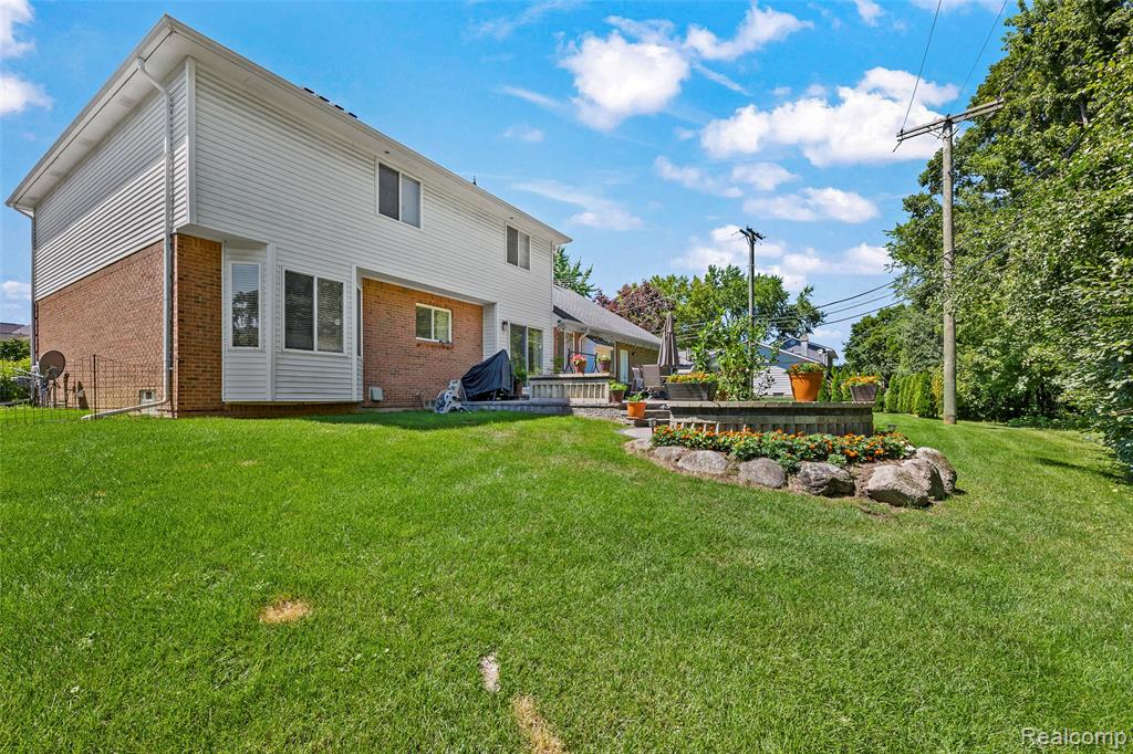 4222 Tallman Drive, Troy, MI 48085 — Photo 7