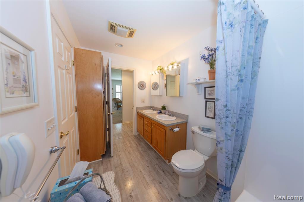 9755 Ford Street, Algonac, MI 48001 — Photo 15