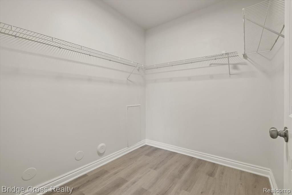 5685 Twin Oaks Drive, Sterling Heights, MI 48314 — Photo 22