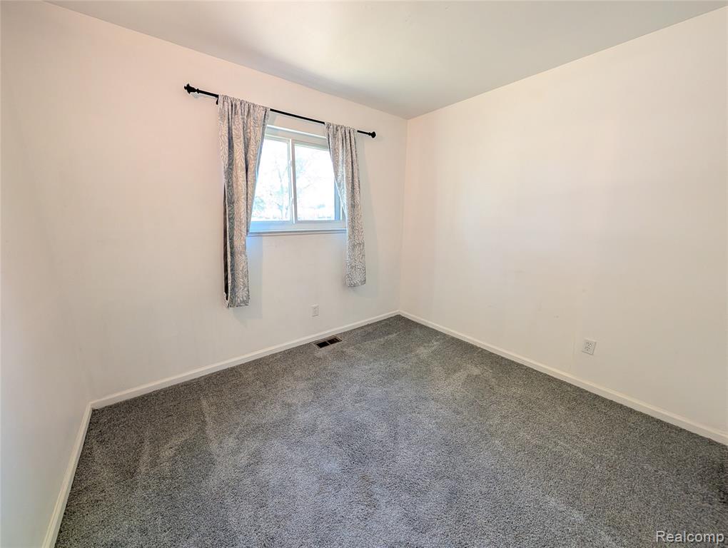 6762 Niagara Street, Romulus, MI 48174 — Photo 12