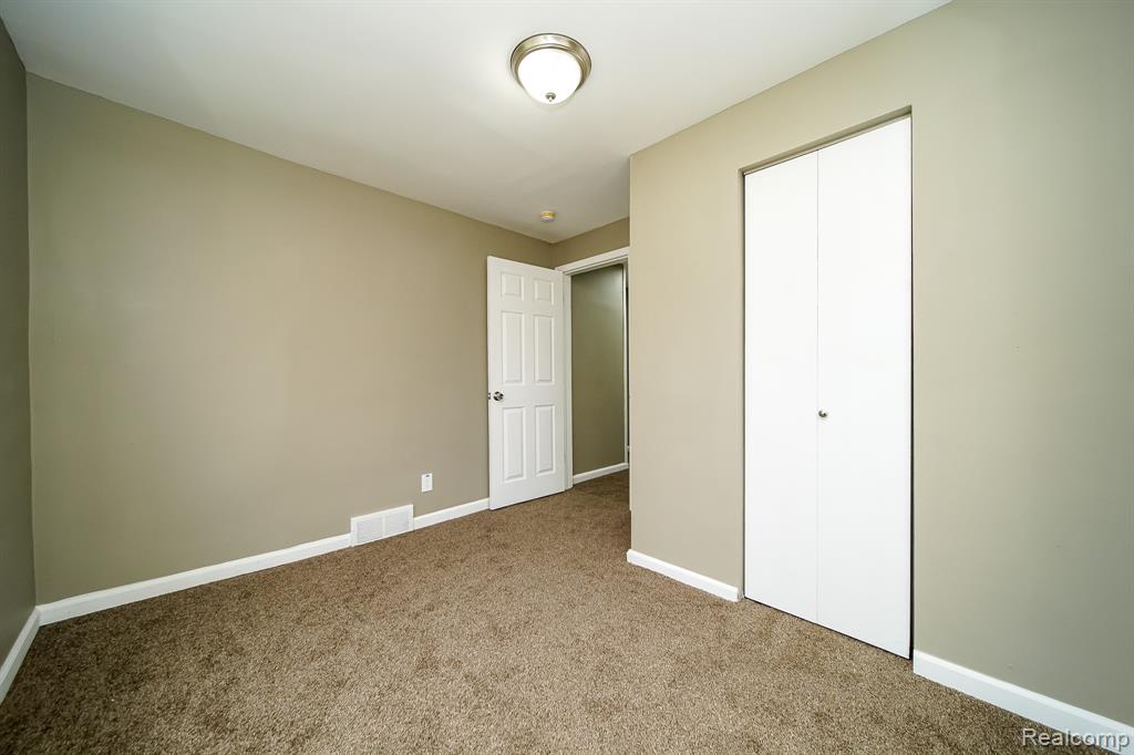 7244 FISHER Avenue, Warren, MI 48091 — Photo 36