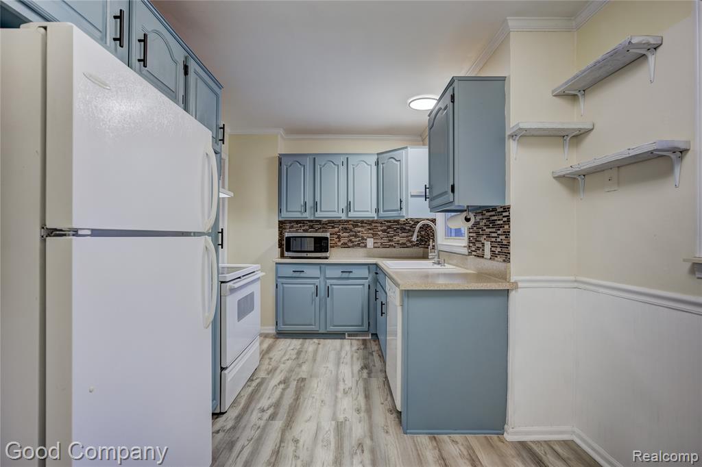 706 N Vermont Avenue, Royal Oak, MI 48067 — Photo 12