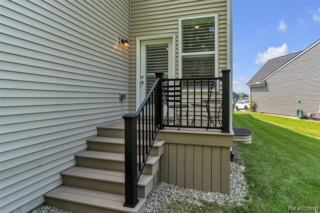 4633 CRESTWAY Drive, Brighton, MI 48116 — Photo 11