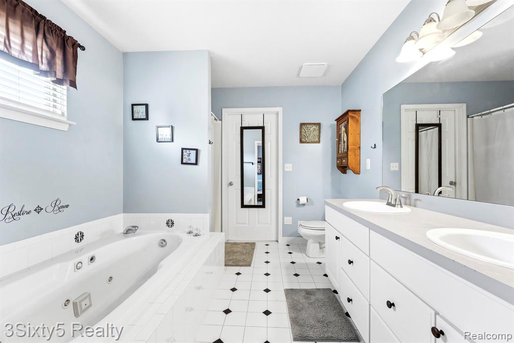 33188 Mallard Drive, Rockwood, MI — Photo 21