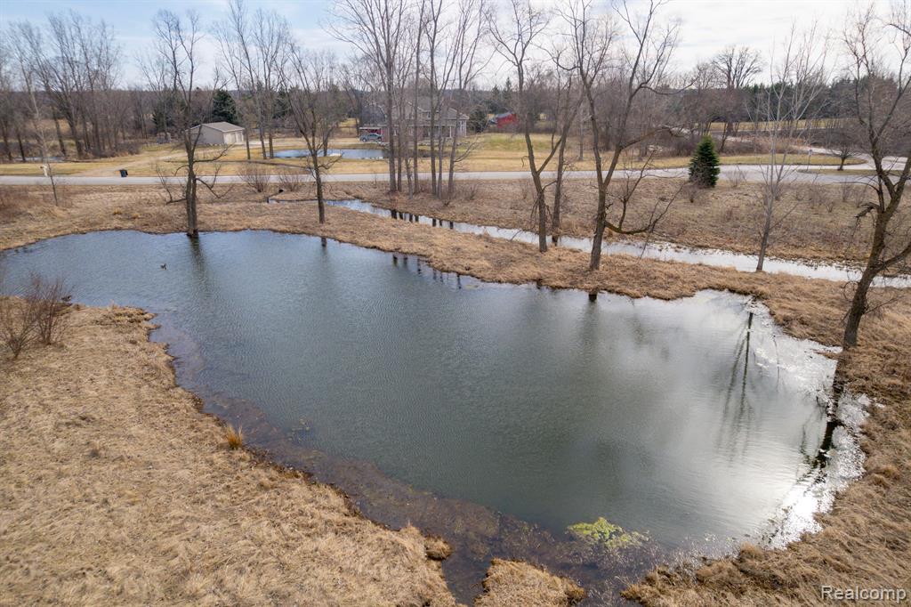 6498 BACHMAN Lane, Goodrich Vlg, MI — Photo 4