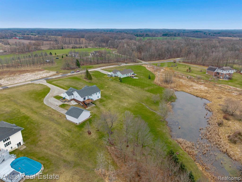 5053 HIDDEN RIDGE Drive, Metamora, MI 48455 — Photo 5