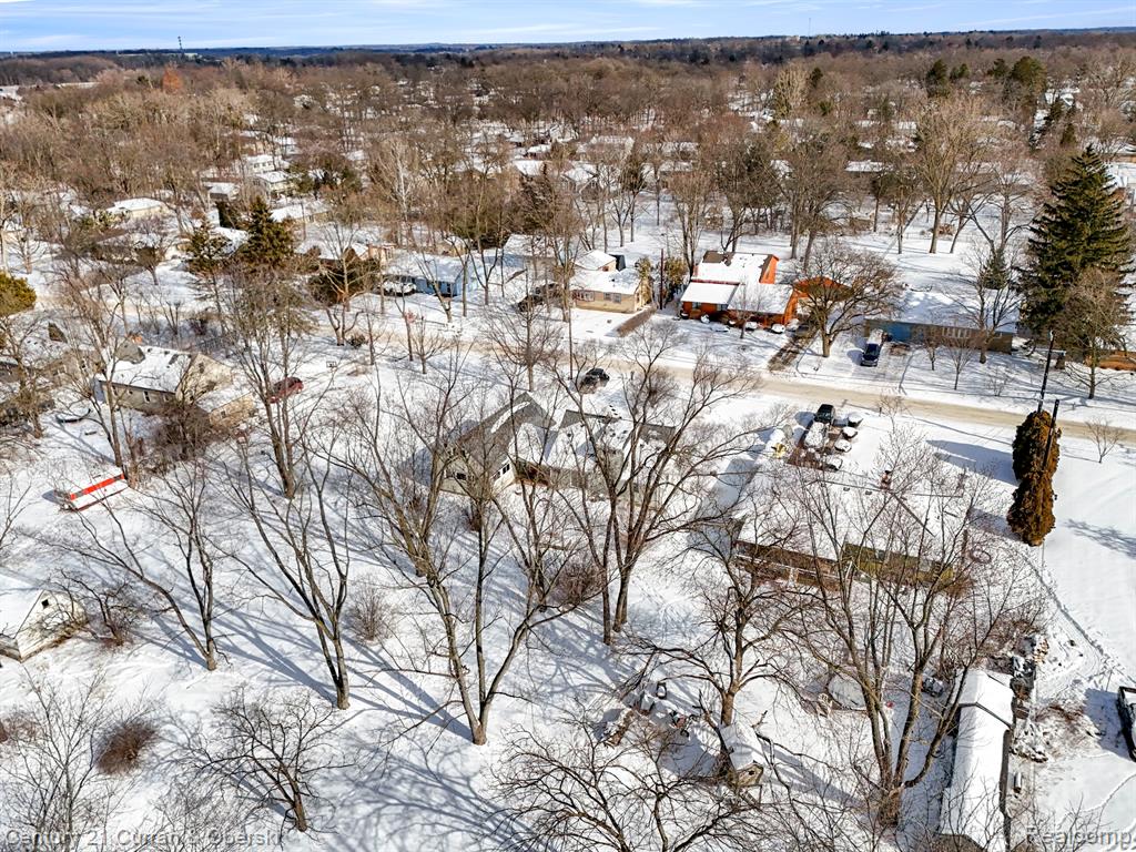 637 Ironwood Drive, Ann Arbor, MI 48103 — Photo 32